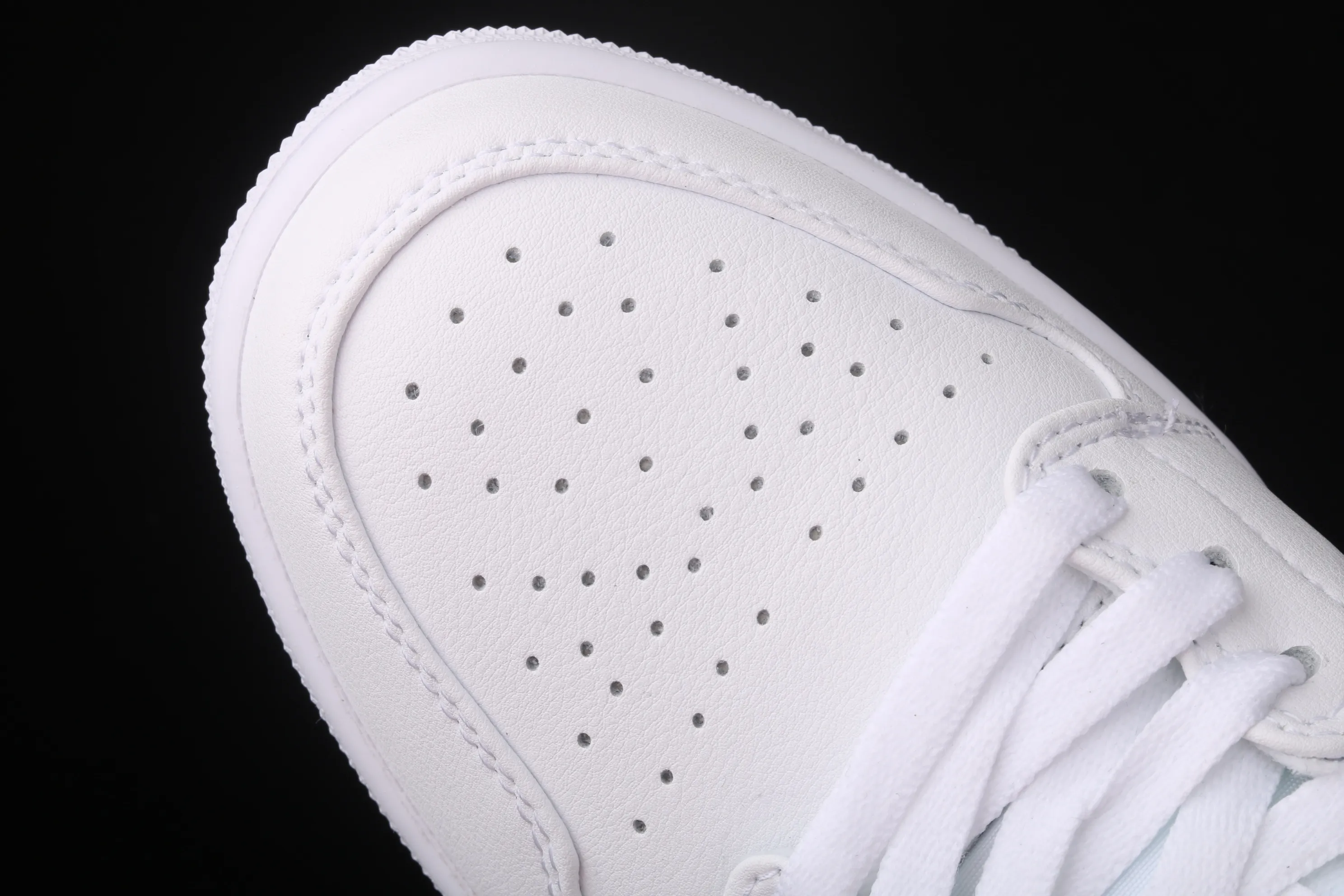 All categories Air Jordan Jordan series basketball shoes Air Jordan 1 Low New version Air Jordan 1 Low AJ1 Joe 1 low top leather cultural and leisure sports sneakers 553558-114